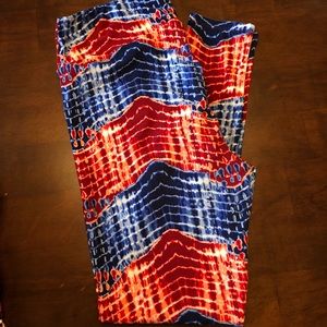 EUC 2 pack of Americana Leggings by LuLaRoe